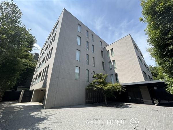 ウエリス市谷加賀町