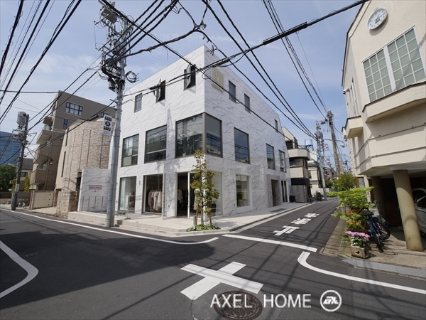 YC表参道第3ビル　(YC OMOTESANDO DAISAN BUILDING)　(店舗)