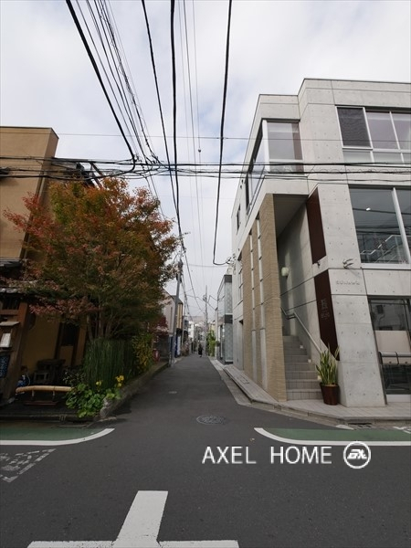 ＳＵＮ表参道（事務所・店舗）