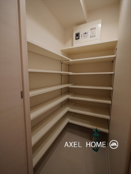 エスティメゾン四谷坂町