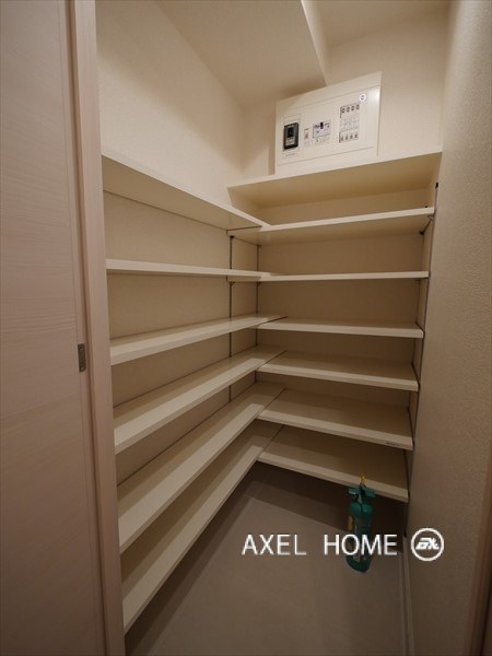 エスティメゾン四谷坂町