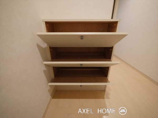 アムロゼッタ四ッ谷