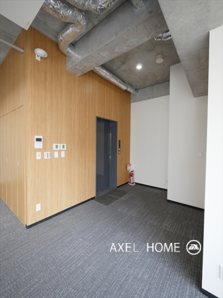L’tia OFFICE YOYOGI（ルティアオフィスヨヨギ）（店舗・事務所）