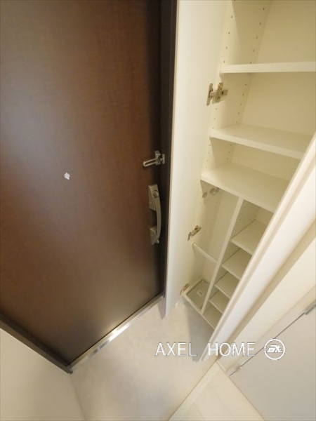 カバナプラス新富町（CAVANA + SHINTOMICHO）