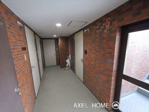 ハイツ新富町