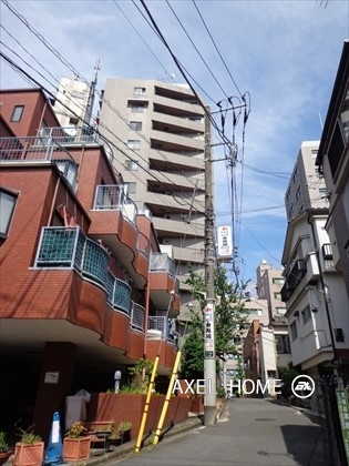 ルミネ本郷赤門前