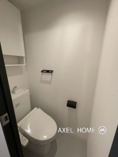 ZOOM新宿御苑前 (ズーム新宿御苑前)