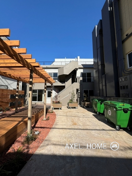 URAHARA CENTRAL APARTMENT (ウラハラセントラルアパートメント)
