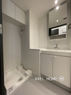 ZOOM新宿御苑前 (ズーム新宿御苑前)