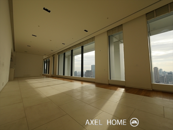 AKASAKA KｰTOWER RESIDENCE (赤坂Kタワーレジデンス)
