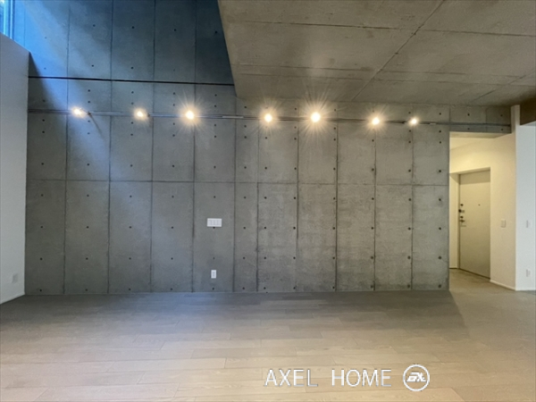 The Room 四谷大京町（ザルーム四谷大京町）
