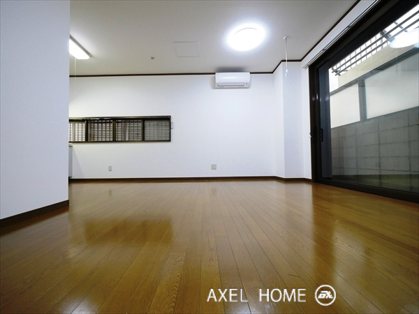 左門町住宅１号室
