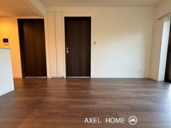 WAKABA View Apartment (若葉ビューアパートメント)