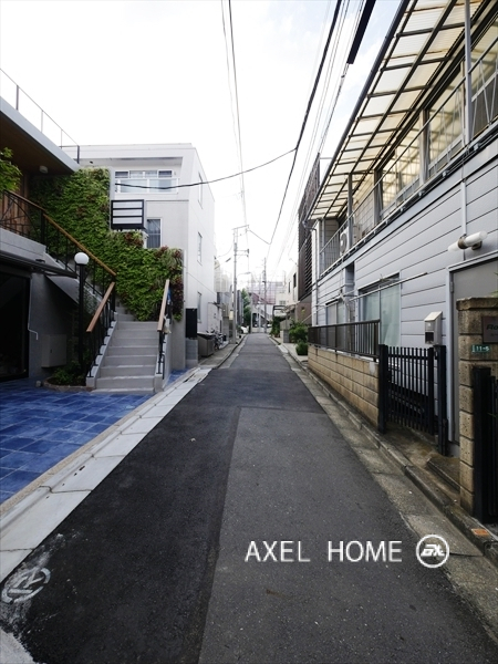 コーイ・ヌールⅡ（店舗）