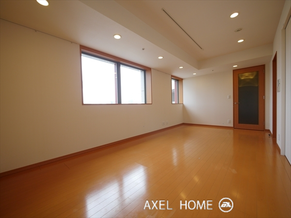 モメント汐留 （MOMENTO SHIODOME）