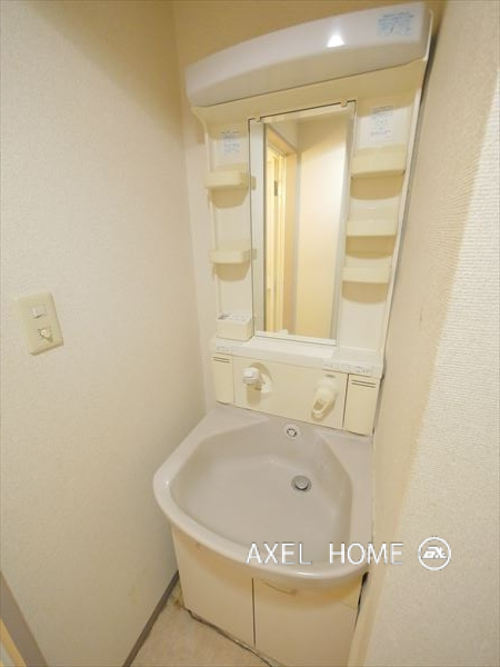 友泉大伝馬町ビル