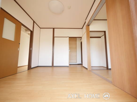 東京瓦会館