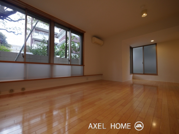 STUDIO D'ART, YOYOGI（ステゥディオダールヨヨギ）