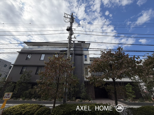 MOCXION PREMIUM四谷大京町（モクシオンプレミアム四谷大京町）