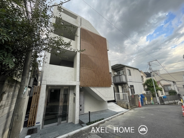 SIDEPLACE OMOTESANDO (サイドプレイス表参道)