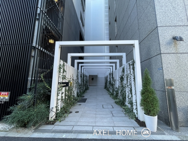 コンフォリア東新宿