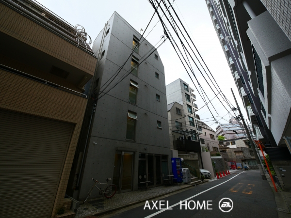 カルロ四谷　