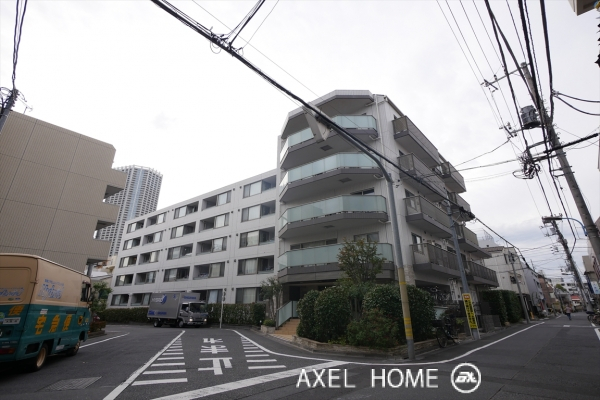 プレシス市谷台町坂