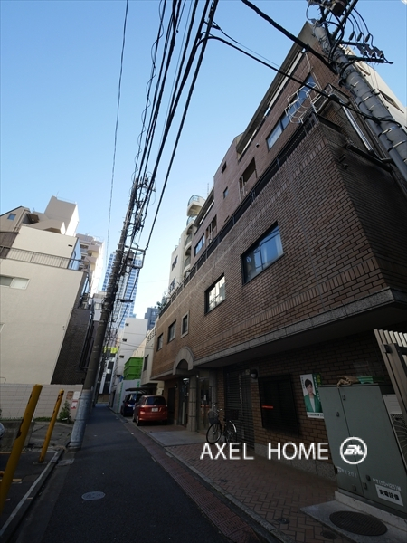 スリービル