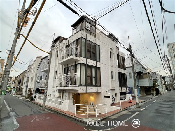 メゾン岡田