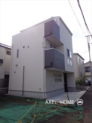 小日向１丁目戸建