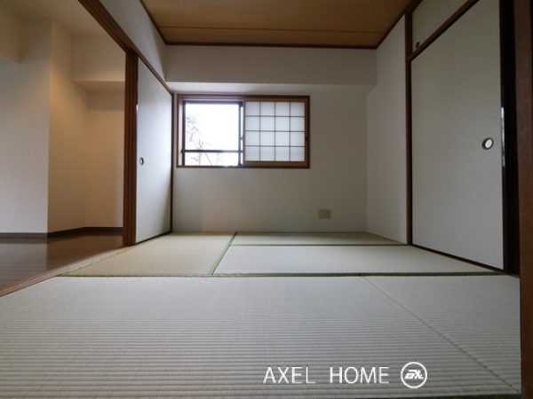 YOKOTAHOUSE (ヨコタハウス)