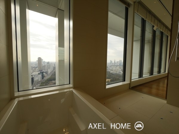 AKASAKA KｰTOWER RESIDENCE (赤坂Kタワーレジデンス)