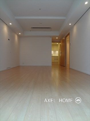 プラティーヌ西新宿
