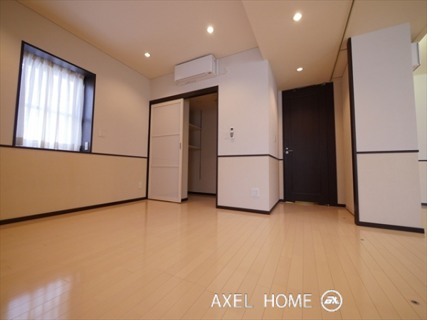 The York House (ザ・ヨークハウス）