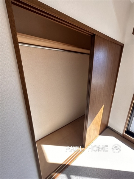 ヒルズ三栄町