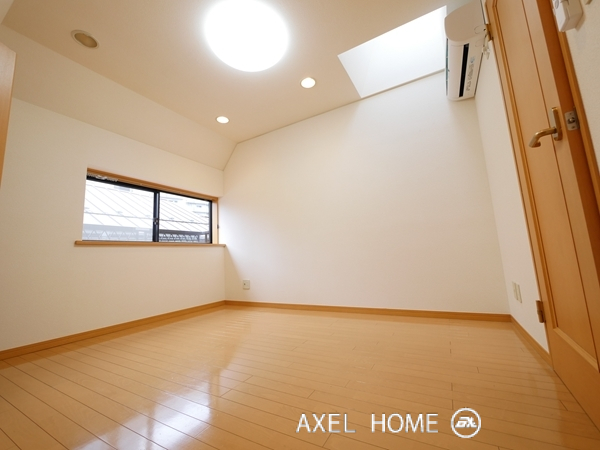 西新宿5丁目住宅