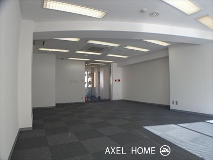日本文芸社ビル（事務所）