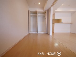 エスティメゾン四谷坂町