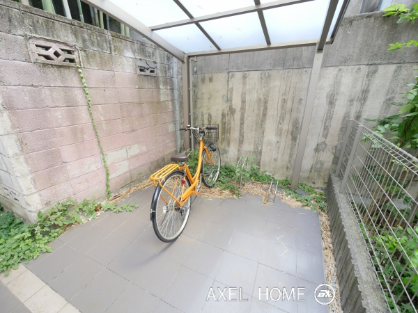 DIMORA YOYOGI（ディモラヨヨギ）