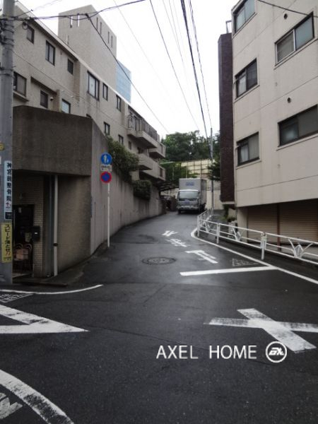 プールビル （事務所）