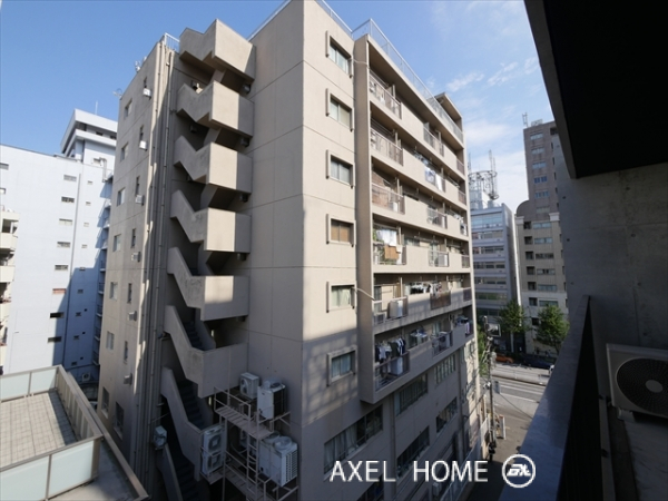 Bark Lane 新宿御苑前 （バークレーン新宿御苑前）