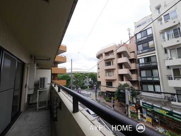 YOKOTAHOUSE (ヨコタハウス)
