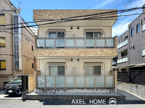 リブリ・外苑東四谷HOUSE