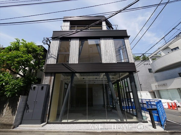 Stones Court表参道　（店舗・事務所）