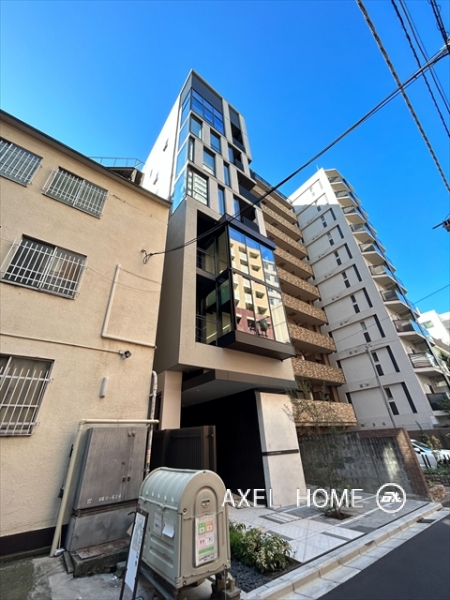 LUSSO AKASAKA（ルッソ赤坂）