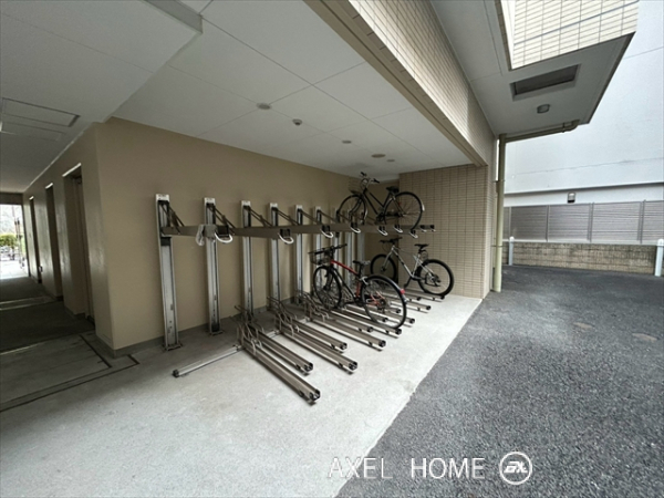 インプレストコア四谷坂町　