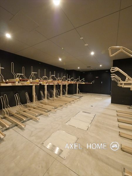 ZOOM新宿夏目坂（ズーム新宿夏目坂）　