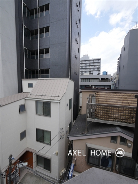 D-HOUSE