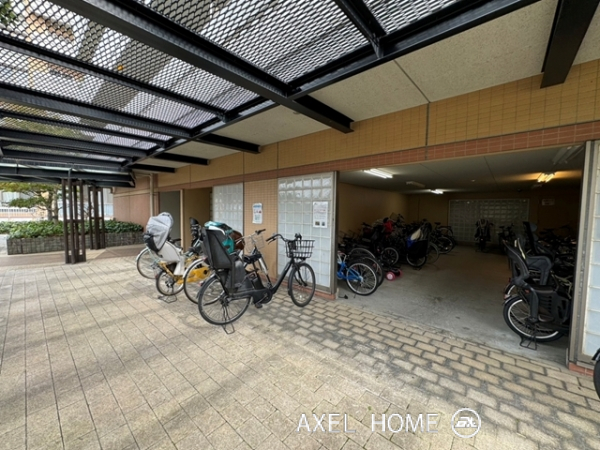 河田町ガーデン4