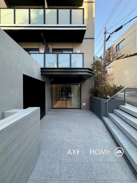 WAKABA View Apartment (若葉ビューアパートメント)